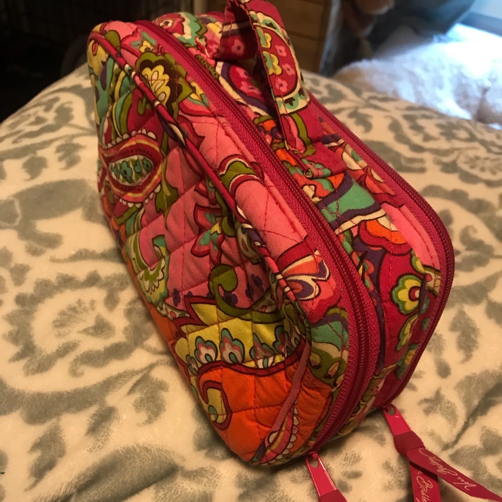 Vera Bradley Large makeup bag